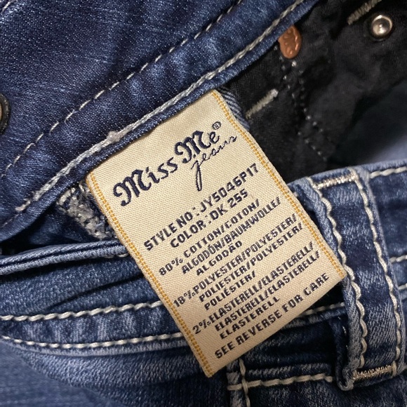 Miss Me Cuffed Capris Size 25 - Picture 7 of 8